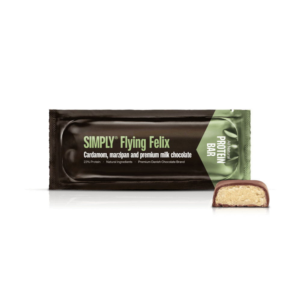 Simply® Flying Felix Proteinbar | Kardemomme, marcipan og premium mælkechokolade