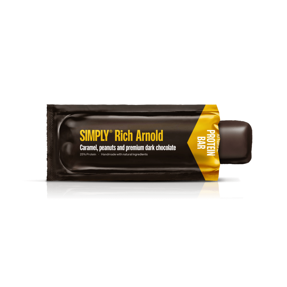 Simply® Rich Arnold Proteinbar | Karamel, peanuts og premium mørk chokolade